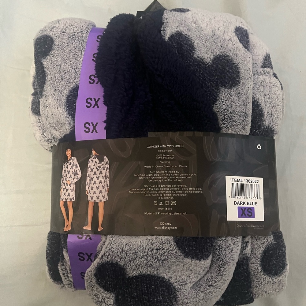 Disney Dark Blue Mickey Hooded Lounger - Picture 4 of 4